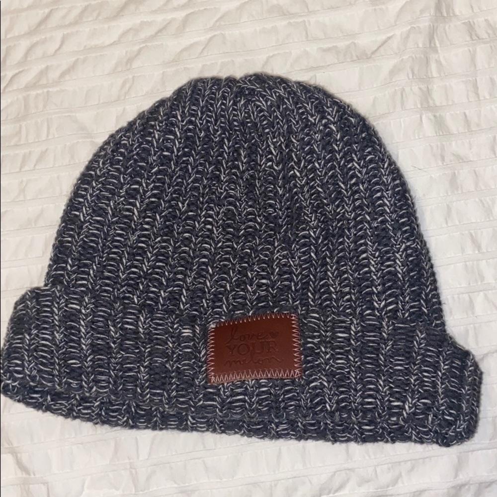 LYM CHARCOALED WHITE SPECKLED CUFFED BEANIE